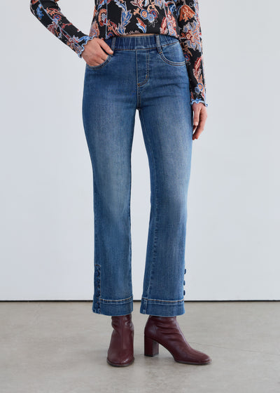Pull on Boot Ankle with Covered Buttons
