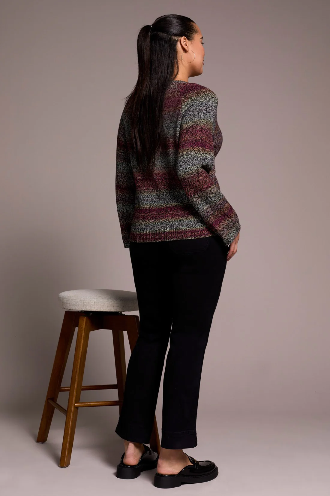 Combed Cotton V-Neck Sweater - Wine