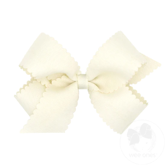 Med Scallop Bow Antique White